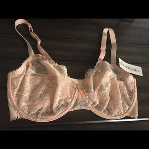 Elle MacPherson Matching Bra and Underwear NWT